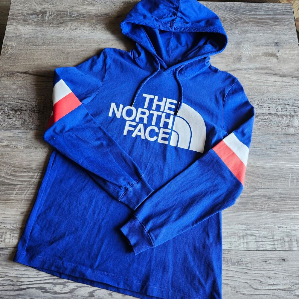 (S) The North Face hoodie!